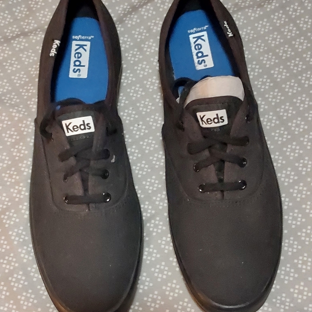 Black Keds Lace-Up Shoes
